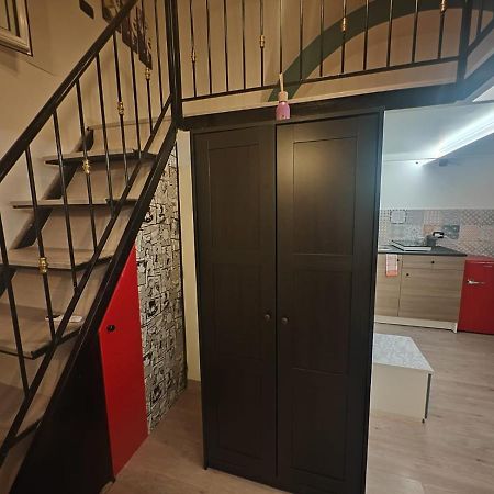 Mini Loft In Centro Apartment Бари Екстериор снимка